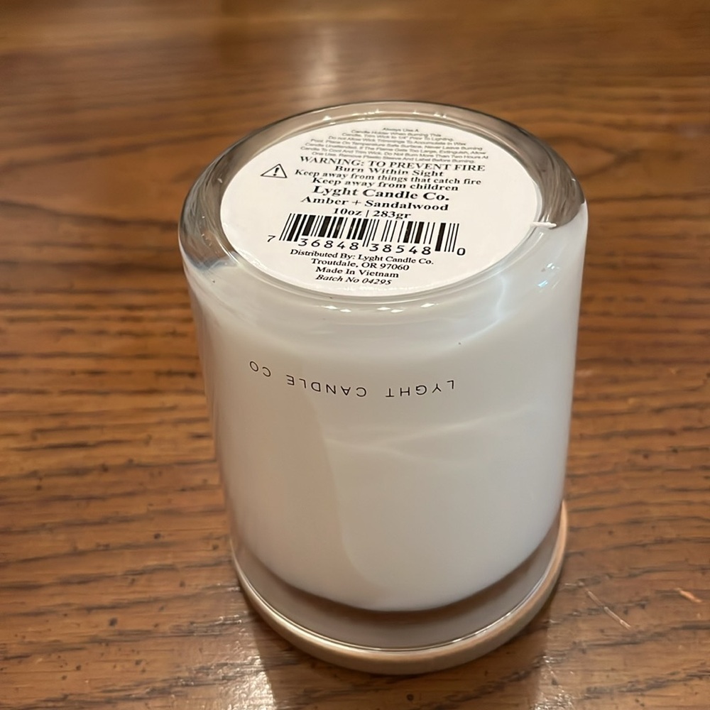 Lyght Candle Co. Stay Free Little Bee candle, NWOT - Picture 10 of 12